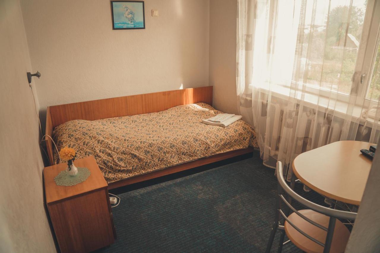 Hotell Paeaesuke Johvi Ngoại thất bức ảnh